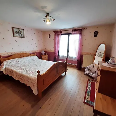 Familial Avec Jardin, Cheminee Et Equipements Bebe - Bellevigne, Charente - Fr-1-653-149 펜션