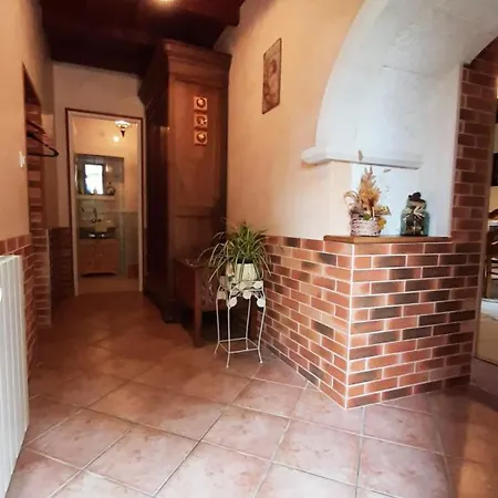 Familial Avec Jardin, Cheminee Et Equipements Bebe - Bellevigne, Charente - Fr-1-653-149 Semesterbostad Viville