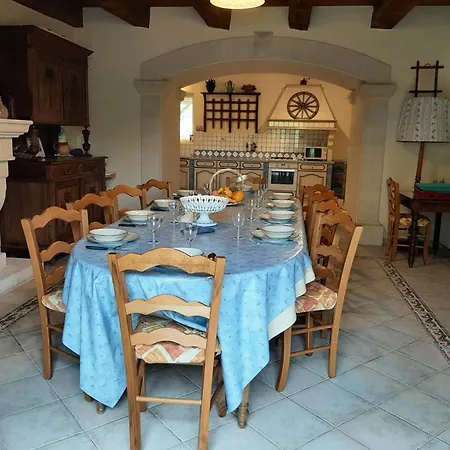 펜션 Familial Avec Jardin, Cheminee Et Equipements Bebe - Bellevigne, Charente - Fr-1-653-149 Viville