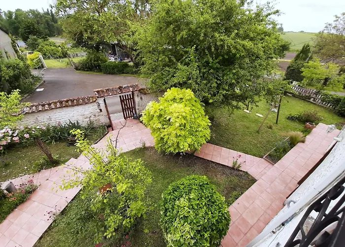 Familial Avec Jardin, Cheminee Et Equipements Bebe - Bellevigne, Charente - Fr-1-653-149 Feriehus Viville