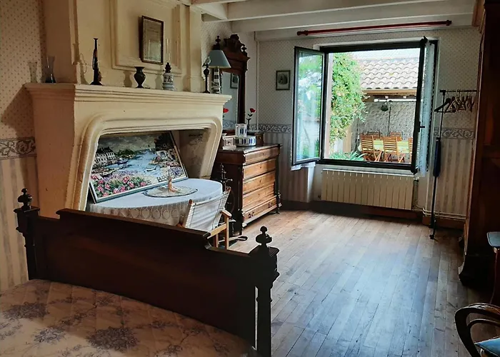 Feriehus Familial Avec Jardin, Cheminee Et Equipements Bebe - Bellevigne, Charente - Fr-1-653-149 *